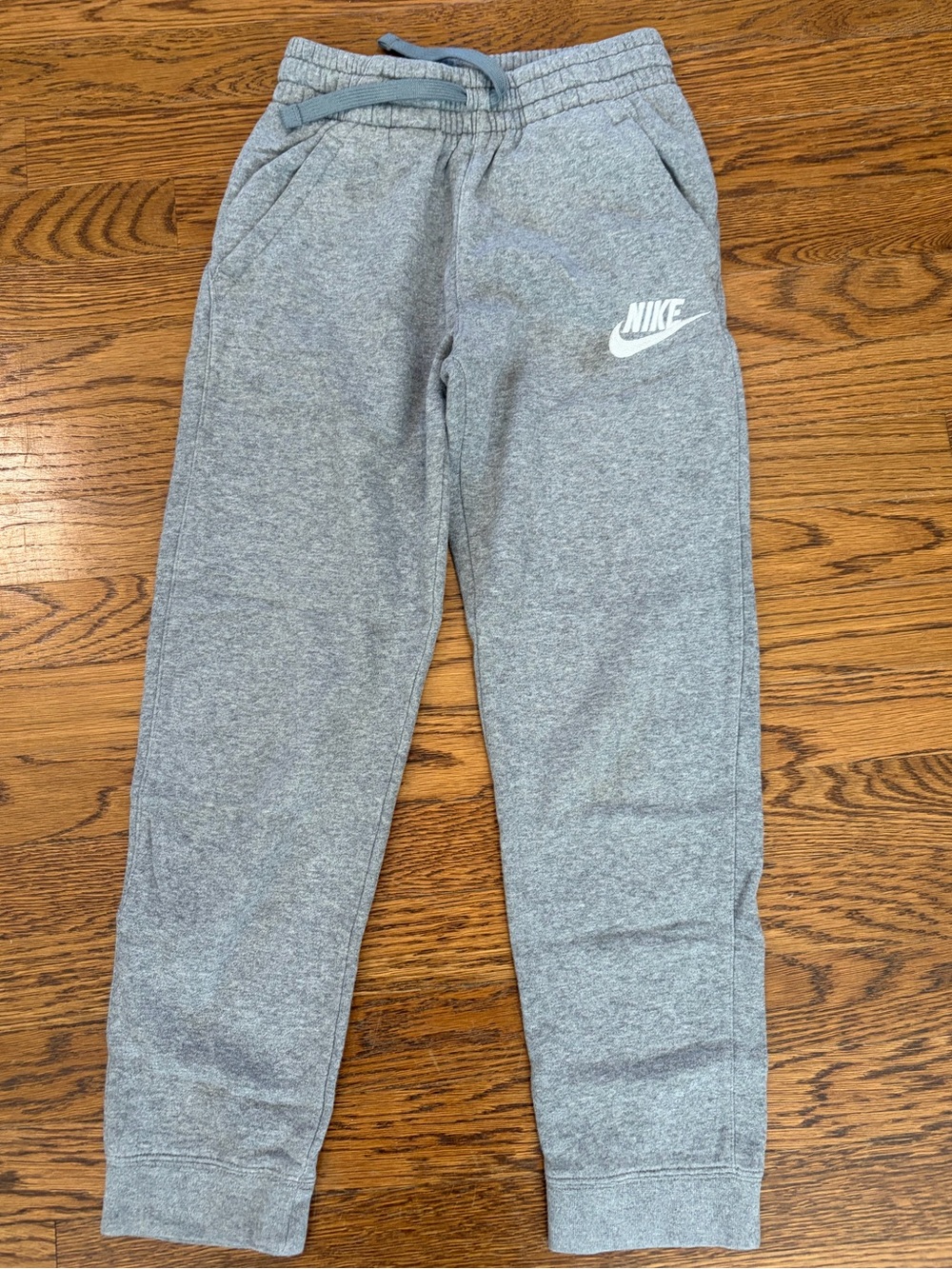 Nike Youth Boys Size Medium Fleece Joggers Gray Cuffed Sweatpants Athletic